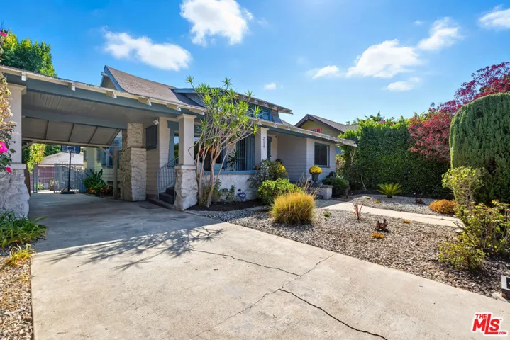 2114 W 28th Street, Los Angeles, California 90018