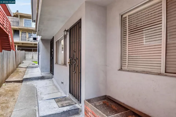 4810 Fairfax, Oakland, California 94601