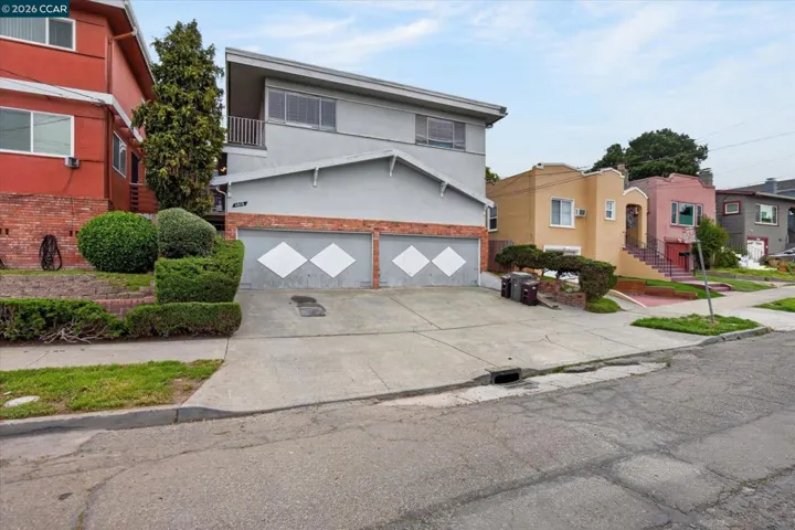 4810 Fairfax, Oakland, California 94601