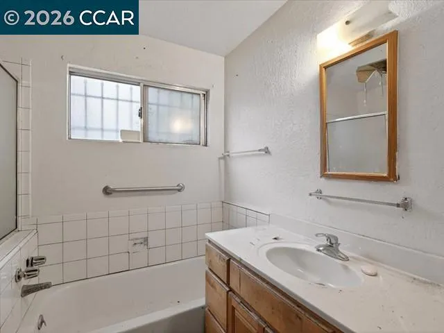 4810 Fairfax, Oakland, California 94601