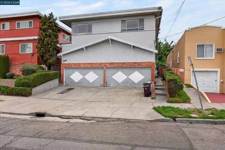 4810 Fairfax, Oakland, California 94601