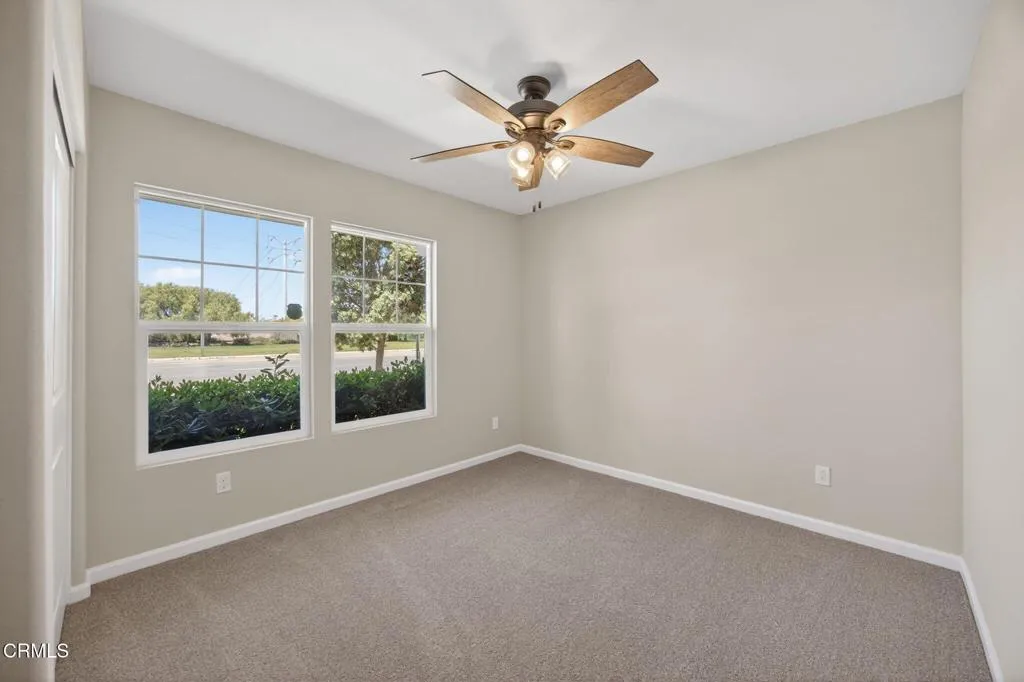 7-web-or-mls-Upmarket Media-1952Vic028