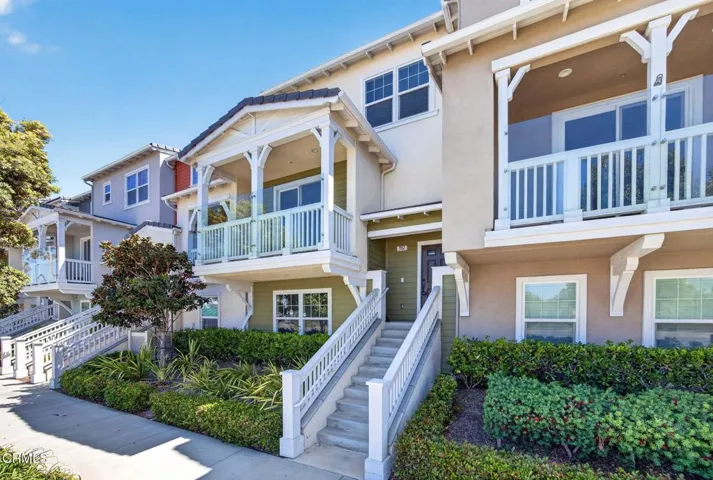 4-web-or-mls-Upmarket Media-1952Vic013