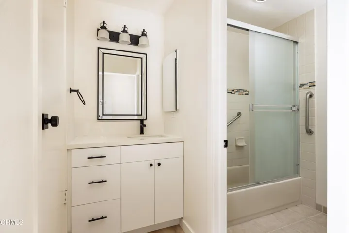 Secondary Bath