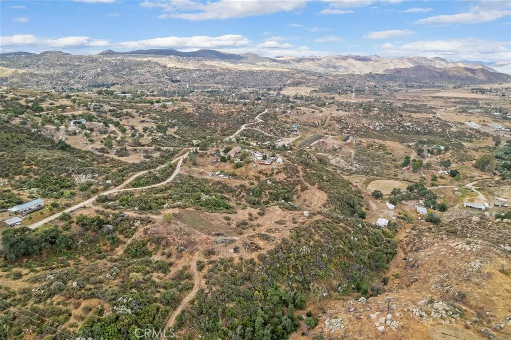 42185 Oak Canyon, Hemet - 10 Acres