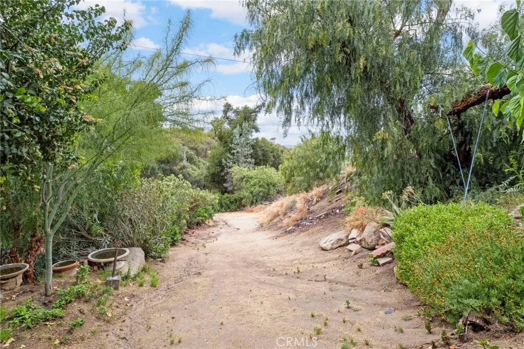 42185 Oak Canyon, Hemet - 10 Acres