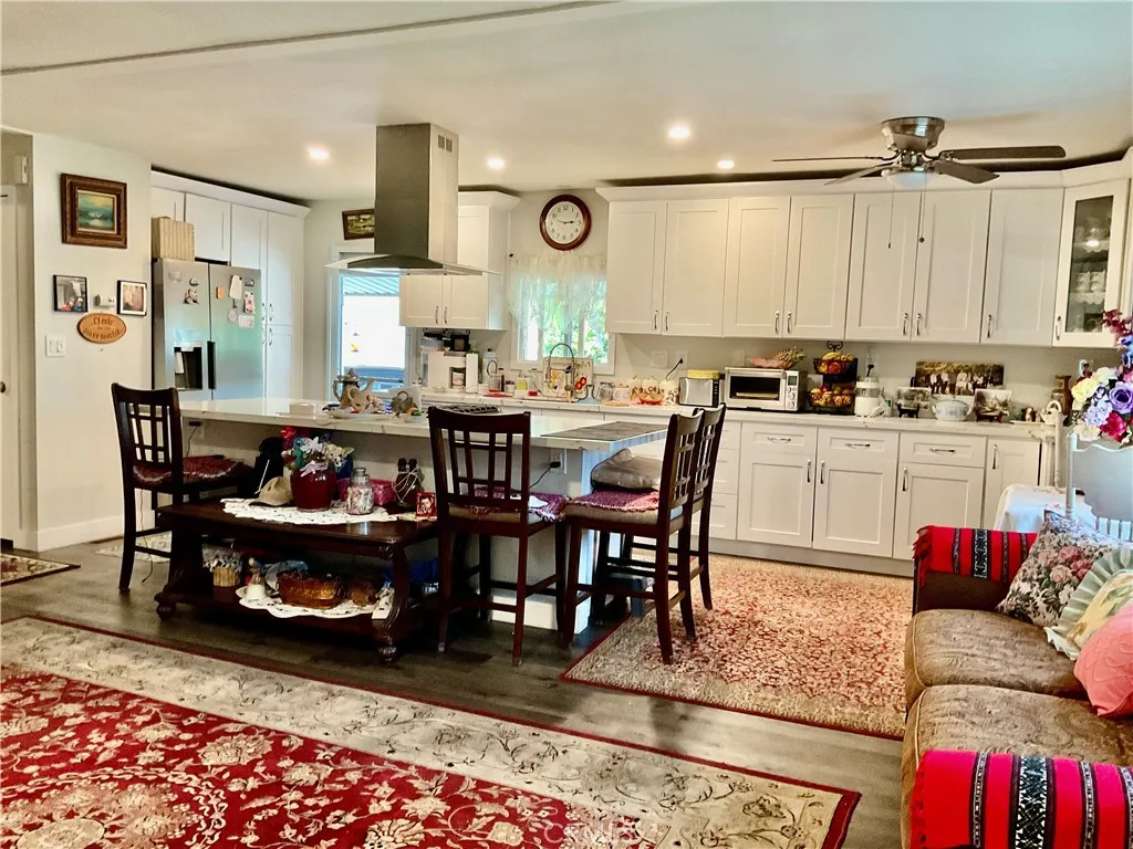 New kitchen cabinets , quartz counters