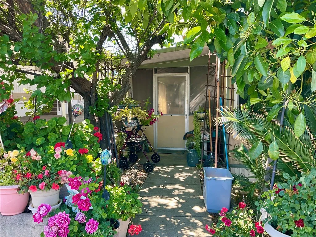 Entry covered and enclosed patio