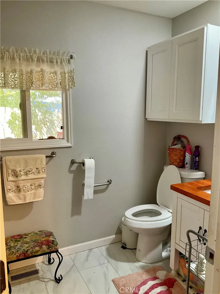 Bathroom #2