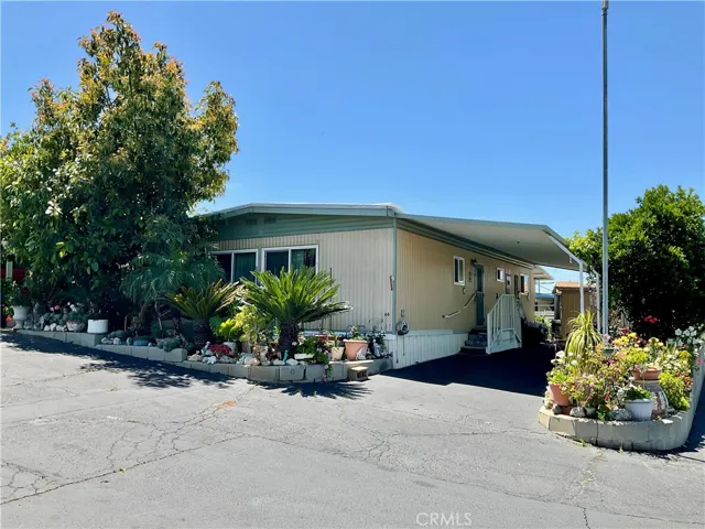 12995 6th 66, Yucaipa, California 92399