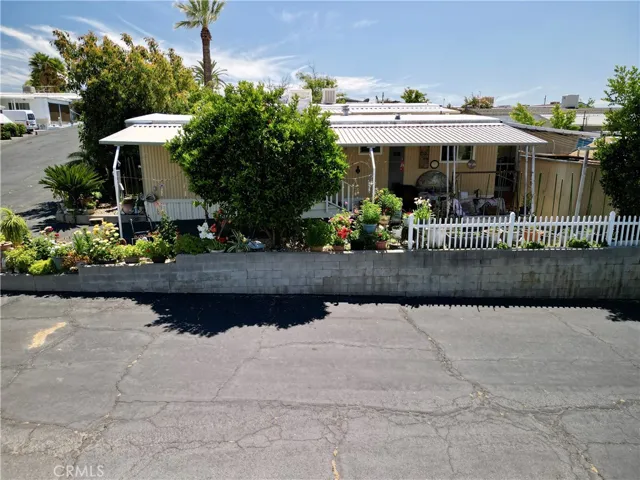 Corner lot