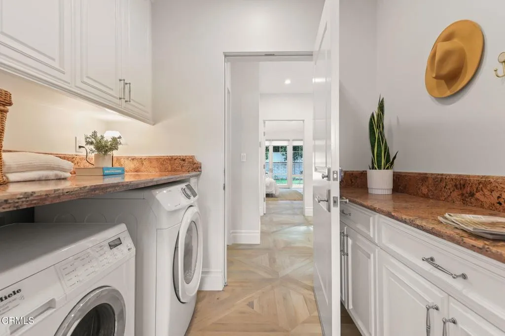 47-web-or-mls-314 S Orchard Dr_MEDIA360V