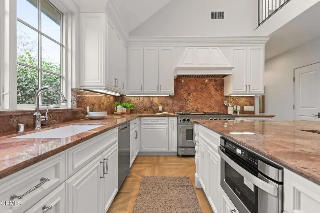 13-web-or-mls-314 S Orchard Dr_MEDIA360V