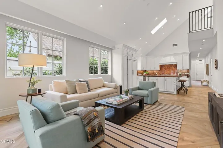 16-web-or-mls-314 S Orchard Dr_MEDIA360V