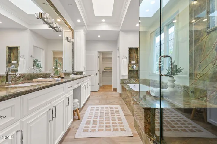 24-web-or-mls-314 S Orchard Dr_MEDIA360V
