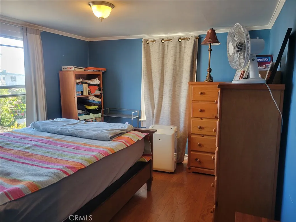 Upstairs 2nd Bedroom