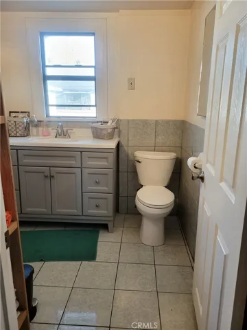 Upstairs Bathroom