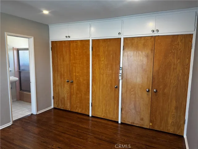 Main Bedroom Closet