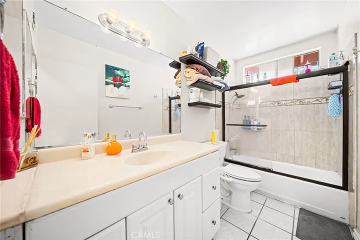 812 N Mallard, Orange, California 92867