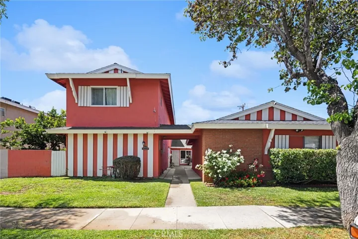 812 N Mallard, Orange, California 92867