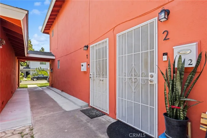 812 N Mallard, Orange, California 92867