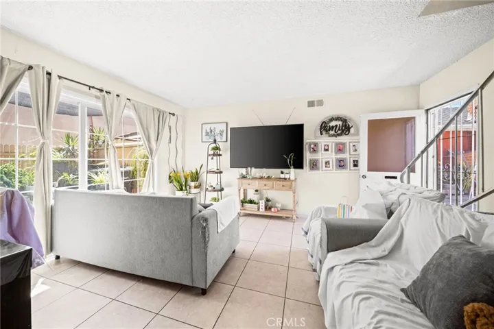 812 N Mallard, Orange, California 92867