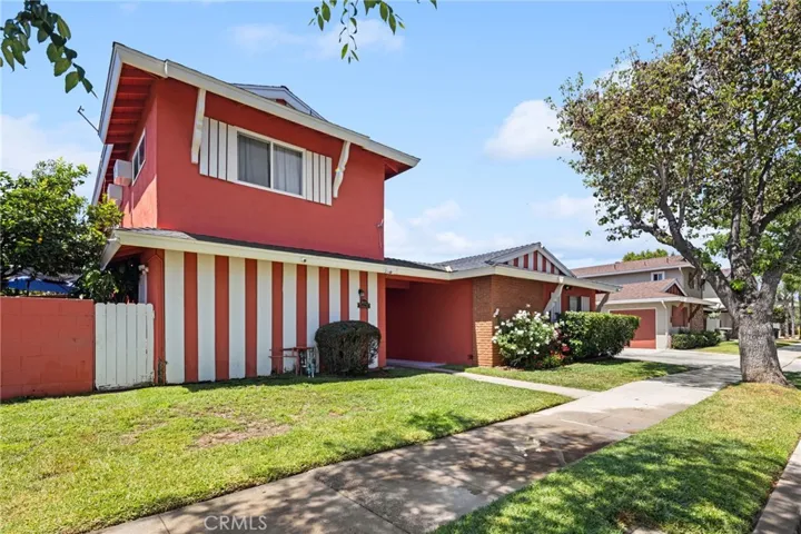 812 N Mallard, Orange, California 92867