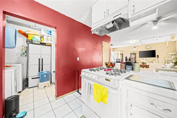 812 N Mallard, Orange, California 92867