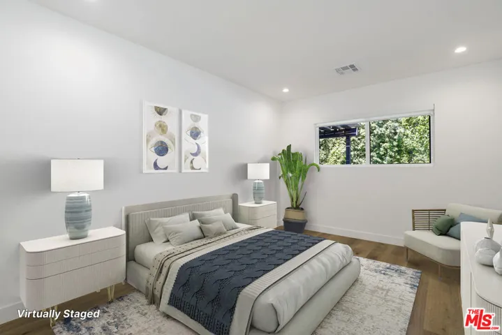 5900 Nita Avenue, Woodland Hills, California 91367
