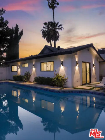 5900 Nita Avenue, Woodland Hills, California 91367