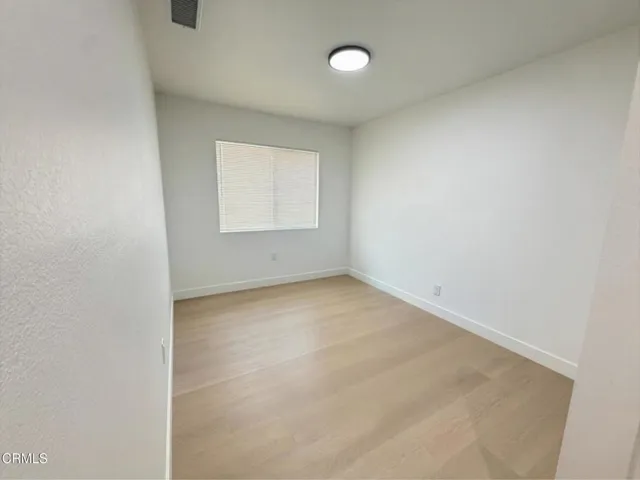 bedroom1