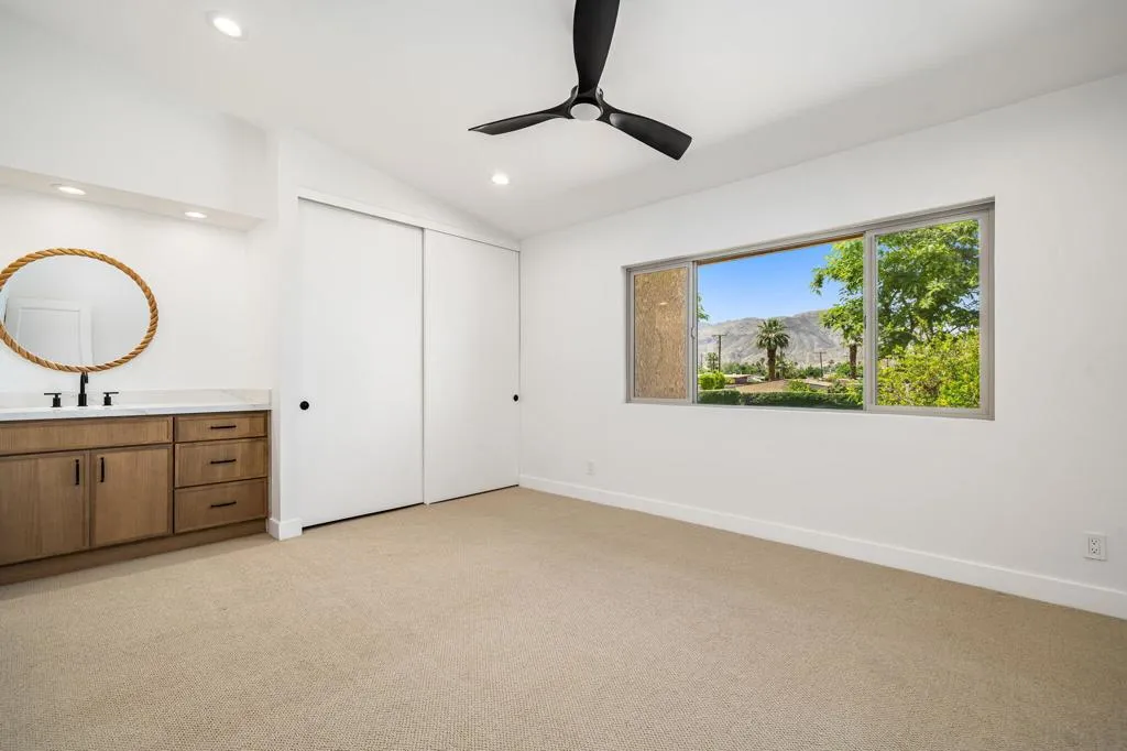 39-web-or-mls-DFCatalina_OPMG_0426_039