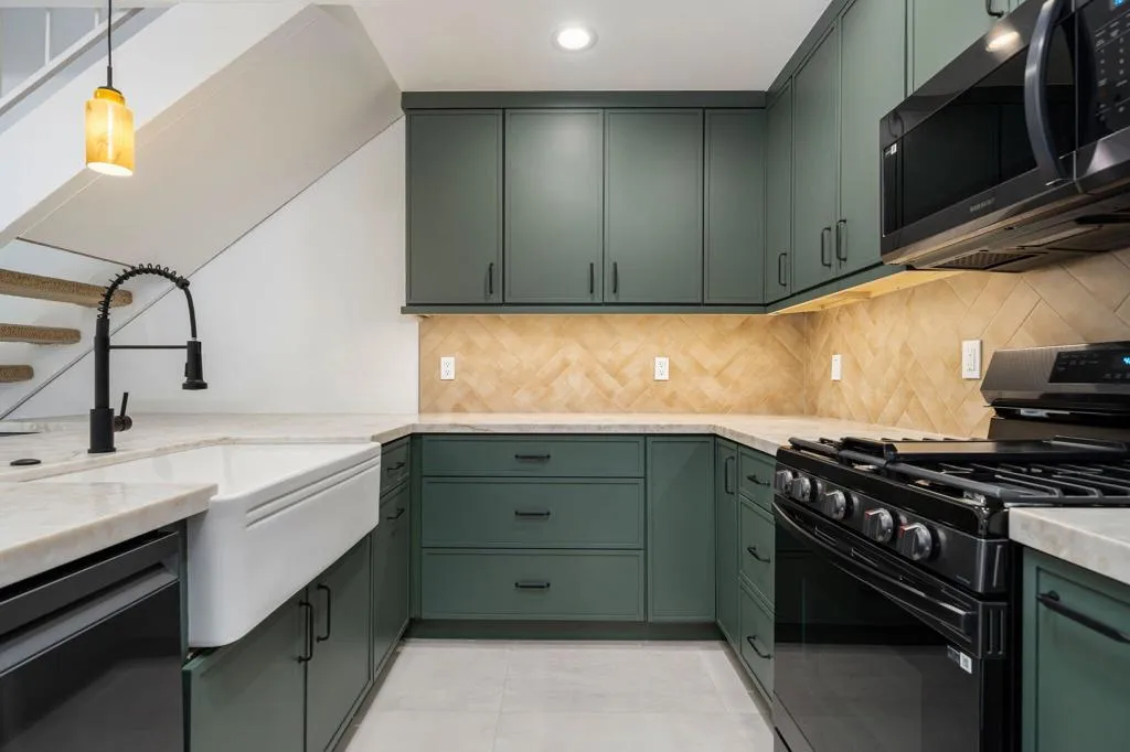 27-web-or-mls-DFCatalina_OPMG_0426_027