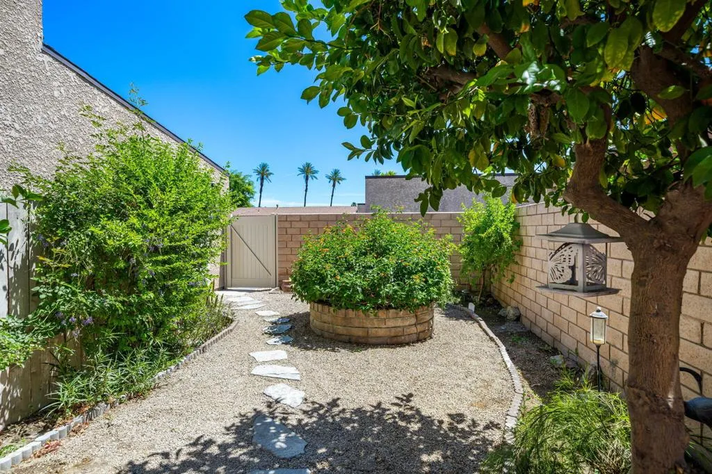 14-web-or-mls-DFCatalina_OPMG_0426_014