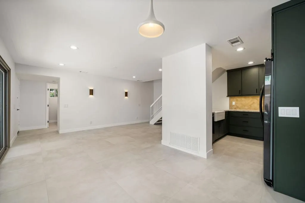 26-web-or-mls-DFCatalina_OPMG_0426_026