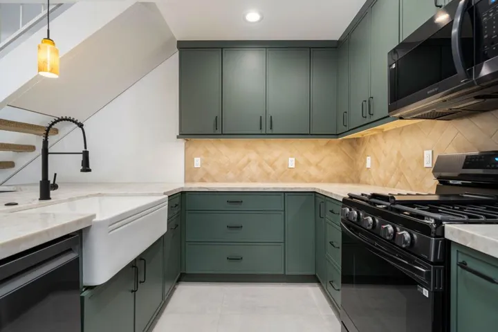 27-web-or-mls-DFCatalina_OPMG_0426_027