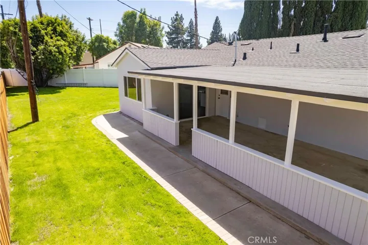 7630 Minstrel, Canoga Park, California 91304
