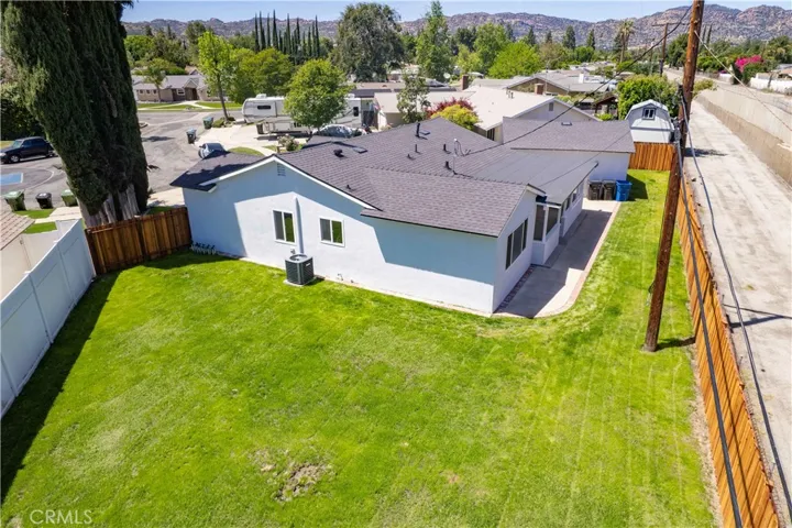 7630 Minstrel, Canoga Park, California 91304