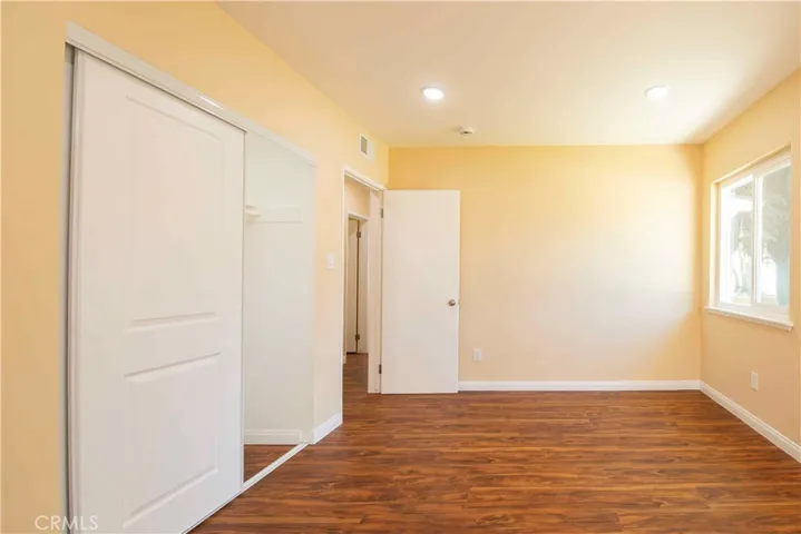 7630 Minstrel, Canoga Park, California 91304