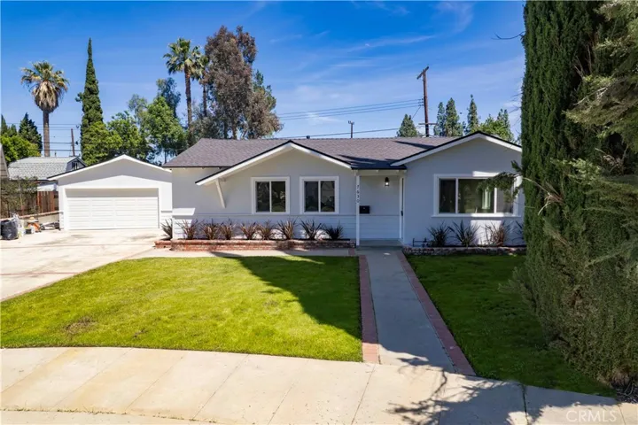 7630 Minstrel, Canoga Park, California 91304