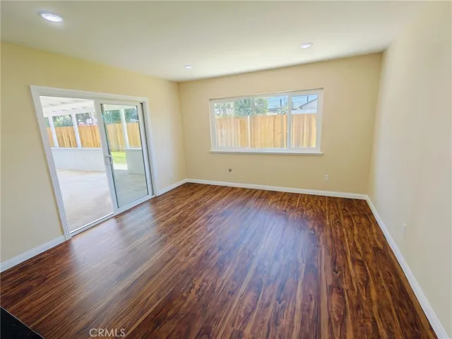 7630 Minstrel, Canoga Park, California 91304