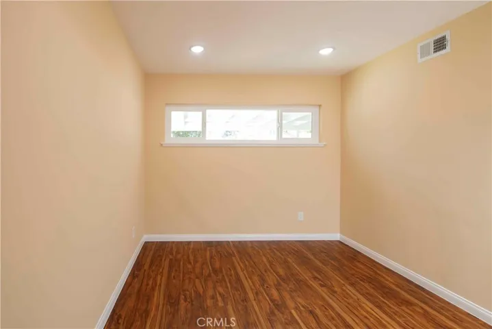 7630 Minstrel, Canoga Park, California 91304