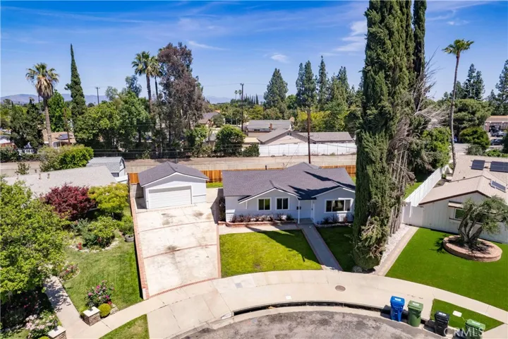 7630 Minstrel, Canoga Park, California 91304