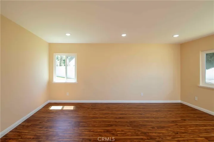 7630 Minstrel, Canoga Park, California 91304