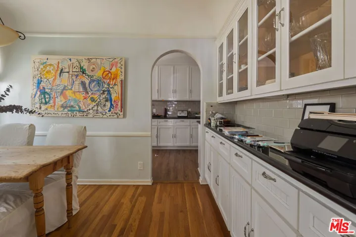 6122 W 6th Street, Los Angeles, California 90048