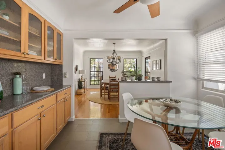 6122 W 6th Street, Los Angeles, California 90048
