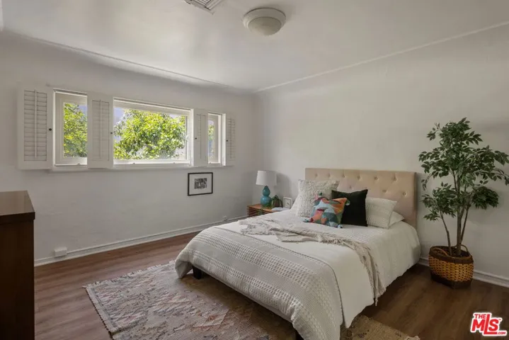 6122 W 6th Street, Los Angeles, California 90048