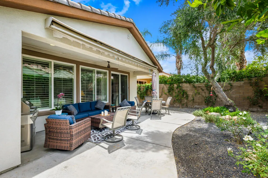 60477 Desert Shadows Dr.