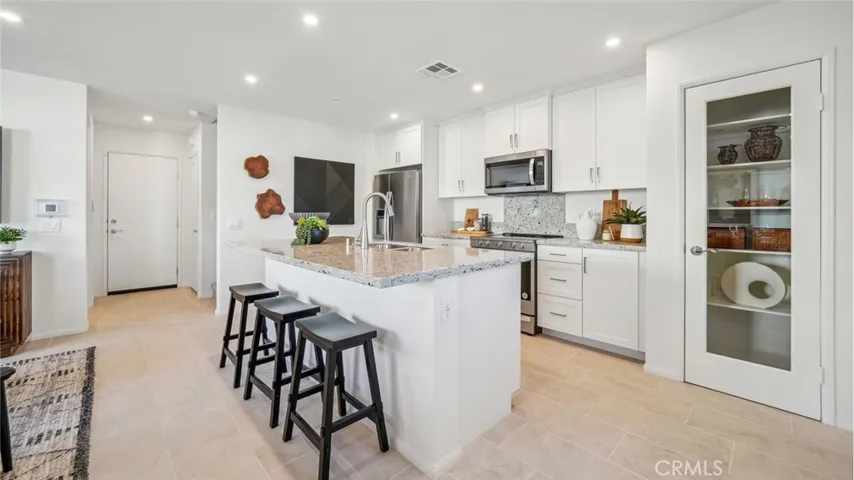 MODEL HOME