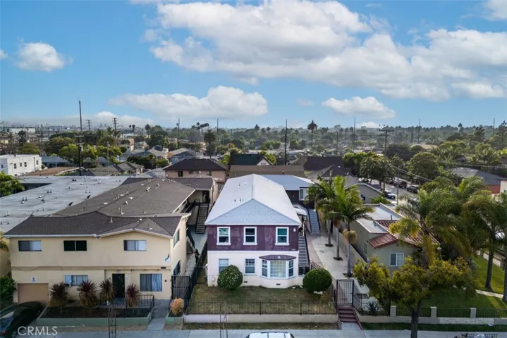 1885 Chestnut Avenue, Long Beach, California 90806